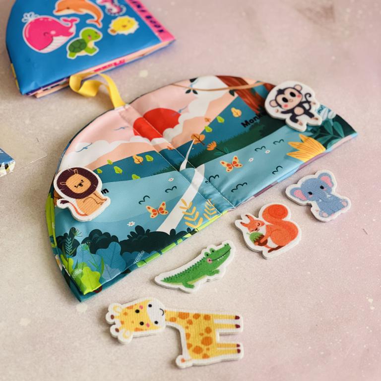 کتاب پارچه ای نمایشی