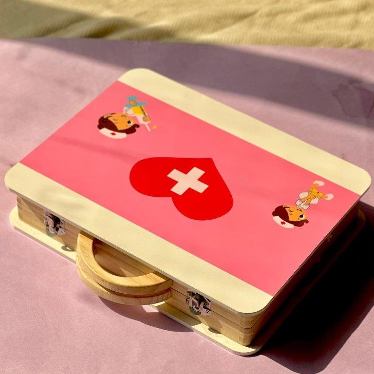 ست پزشکی کودکانه چوبی