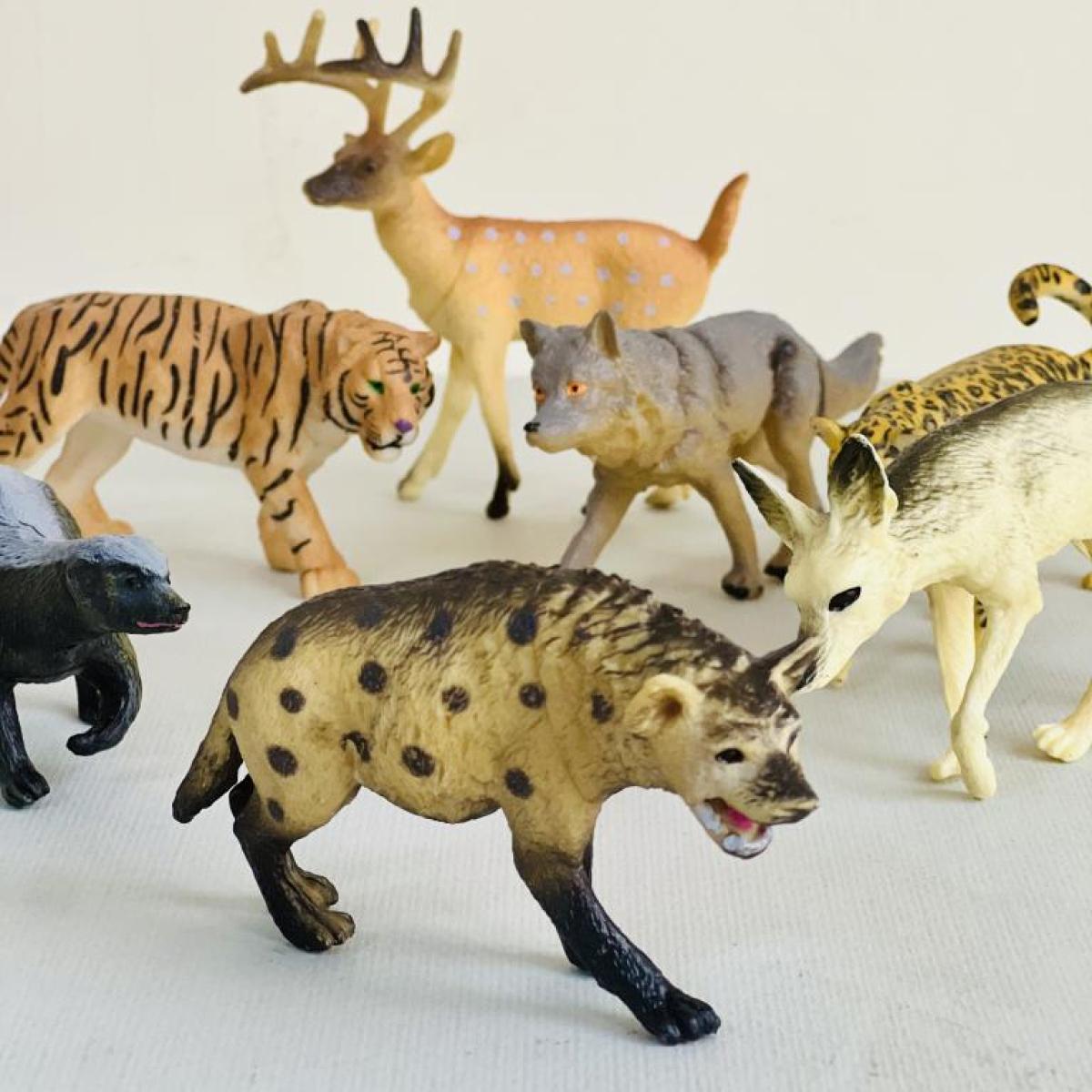 فیگور خانواده شغال